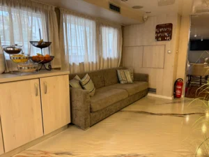 Admiral salon 4.2025.EKW (1)