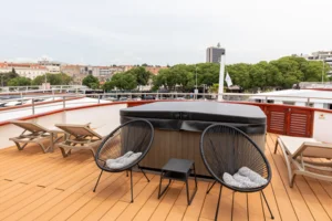 Equator_sundeck - 005