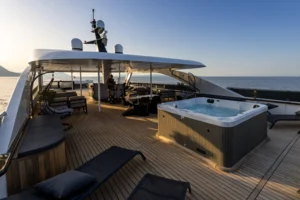 Aurelia eksterijer - 0129