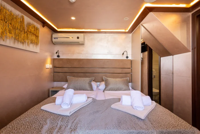 Equator_UPP_DBL - 008